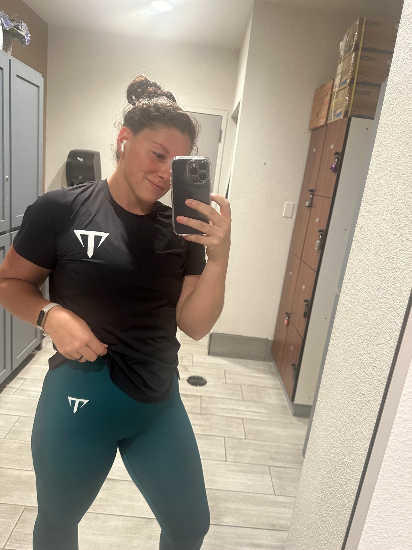 Women's Everyday Essential Shirt