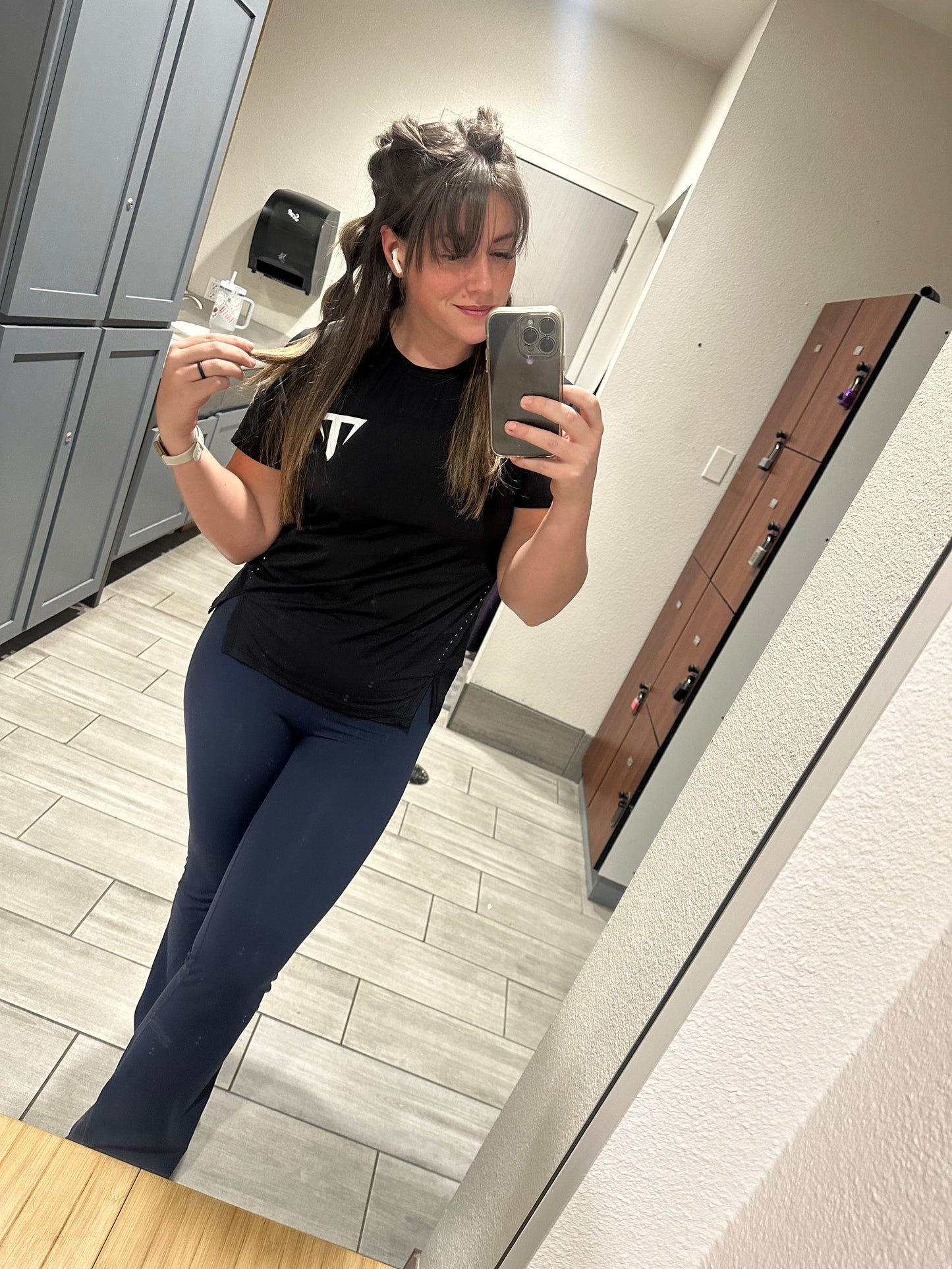 Conquer Flare Leggings